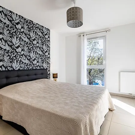 Moderne, Piscine, Parking Prive, Climatisation, 3 *