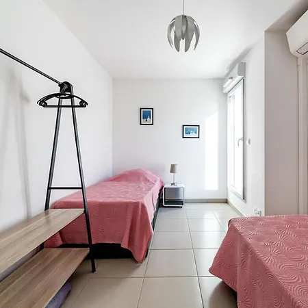Moderne, Piscine, Parking Prive, Climatisation, 3