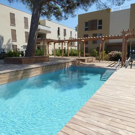 Moderne, Piscine, Parking Prive, Climatisation, 3