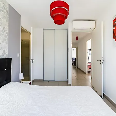 Moderne, Piscine, Parking Prive, Climatisation, 3 *